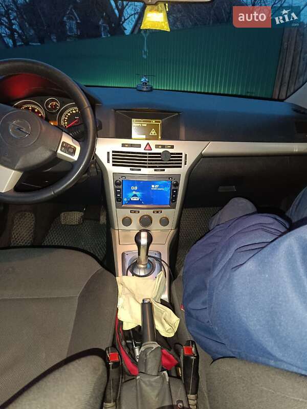 Универсал Opel Astra 2007 в Бородянке