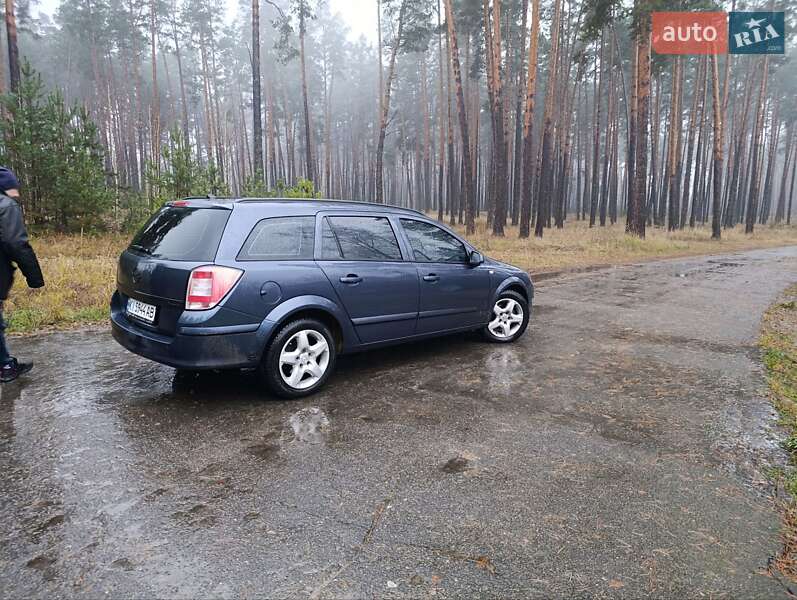 Универсал Opel Astra 2007 в Бородянке