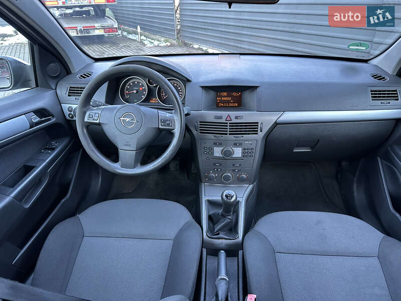 Універсал Opel Astra 2007 в Радивиліві фото 13 Універсал Opel Astra 2007 в Радивиліві
