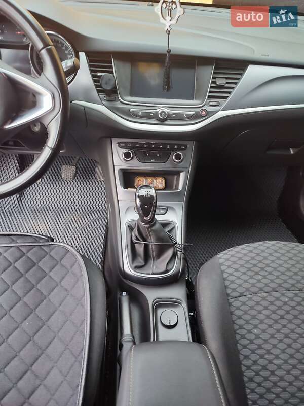 Универсал Opel Astra 2019 в Трускавце