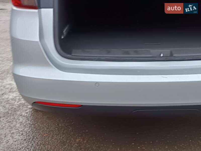 Универсал Opel Astra 2017 в Луцке