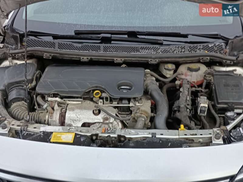 Универсал Opel Astra 2017 в Луцке
