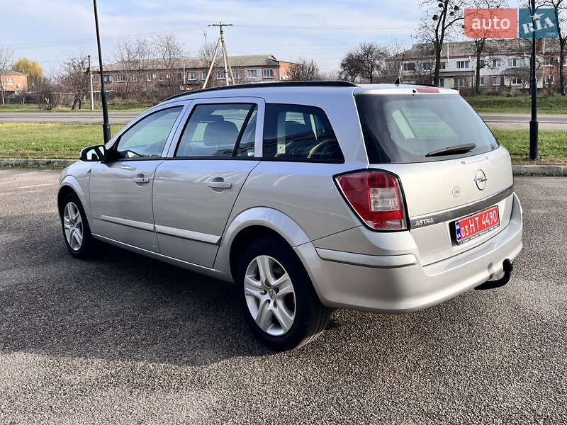 Універсал Opel Astra 2009 в Білій Церкві