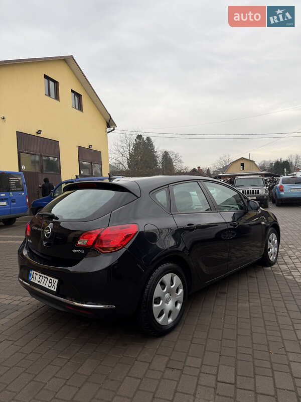 Хетчбек Opel Astra 2013 в Коломиї