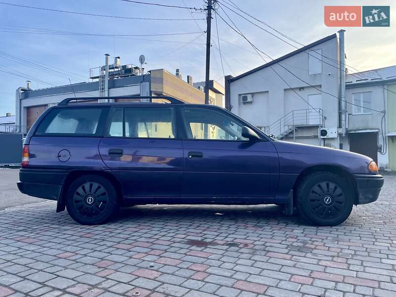 Opel Astra 1995 Opel Astra 1995