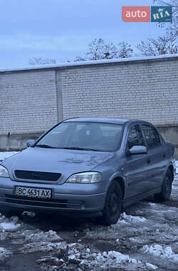 Седан Opel Astra 2006 в Рудки