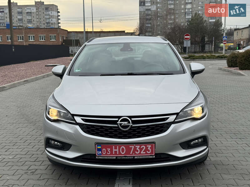 Універсал Opel Astra 2018 в Хмельницькому
