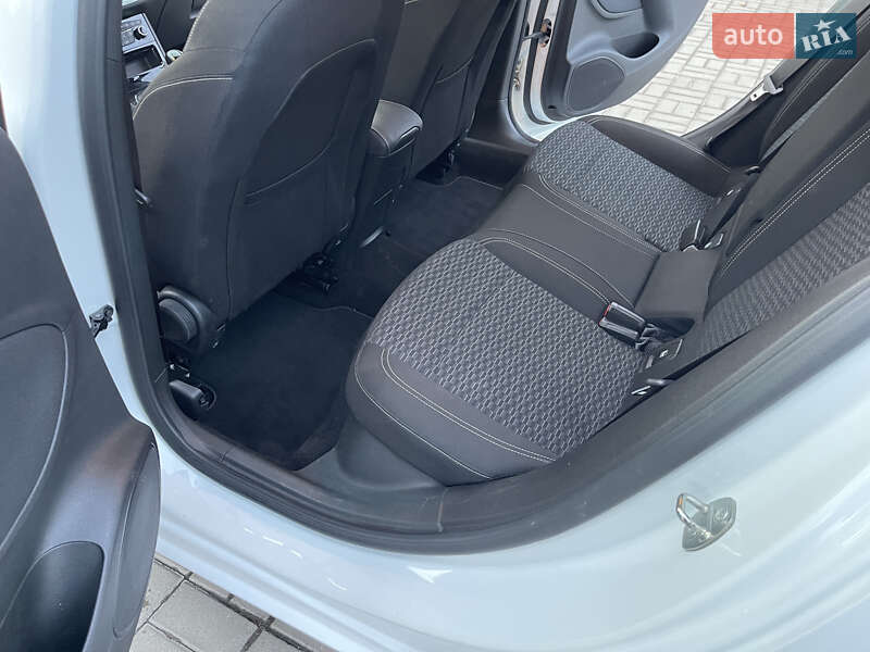 Универсал Opel Astra 2018 в Житомире