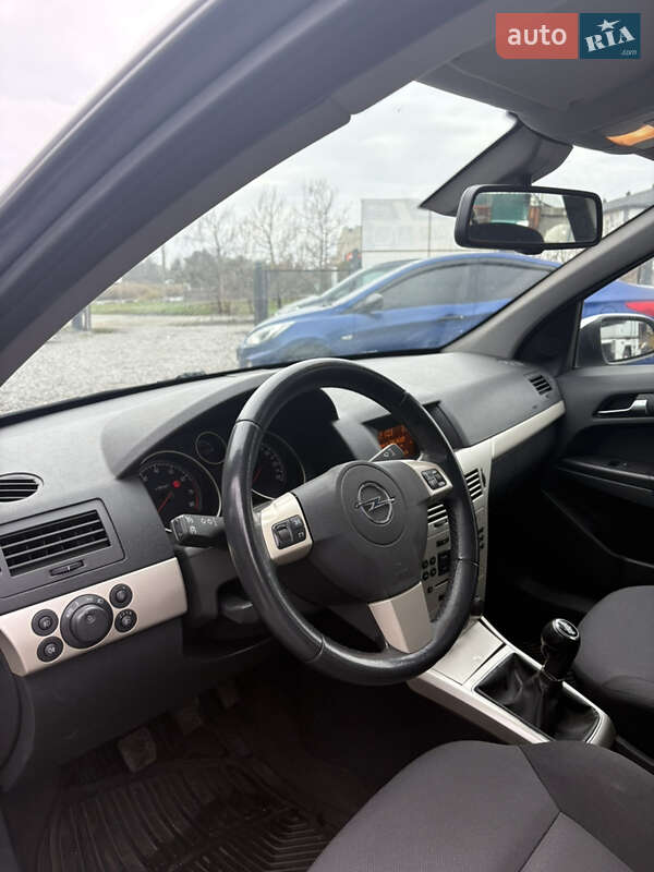 Універсал Opel Astra 2008 в Білій Церкві