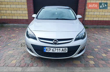 Універсал Opel Astra 2014 в Запоріжжі