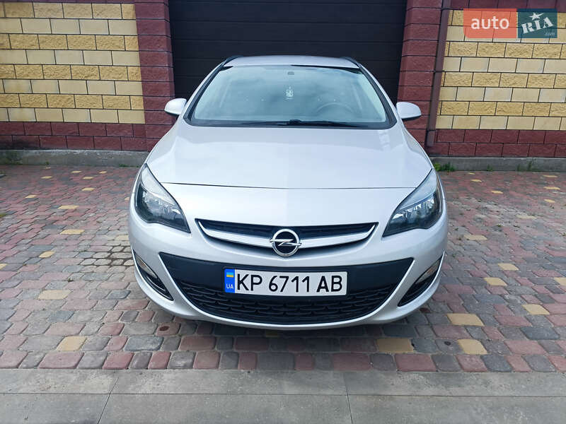Універсал Opel Astra 2014 в Запоріжжі