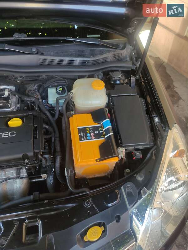 Універсал Opel Astra 2009 в Кам'янському