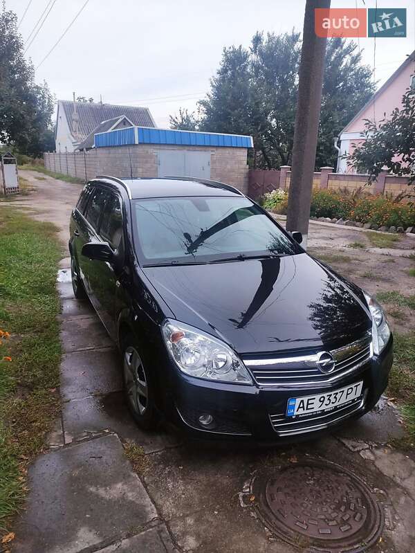 Універсал Opel Astra 2009 в Кам'янському
