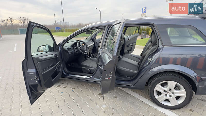 Универсал Opel Astra 2010 в Виннице фото 23 Универсал Opel Astra 2010 в Виннице