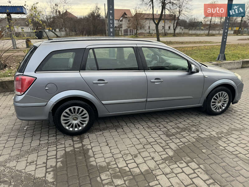 Універсал Opel Astra 2004 в Коростені