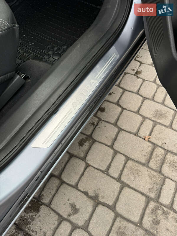 Універсал Opel Astra 2004 в Коростені