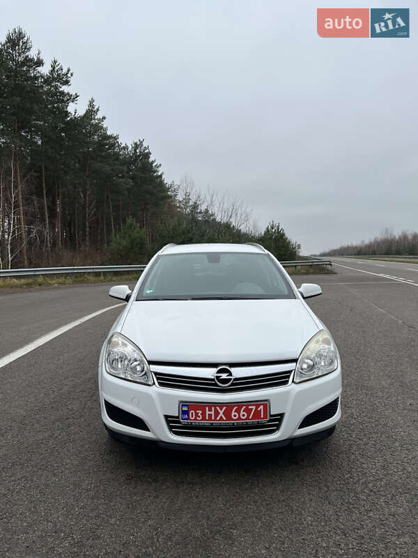 Универсал Opel Astra 2009 в Ковеле