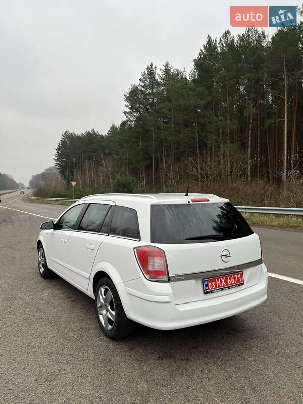 Универсал Opel Astra 2009 в Ковеле