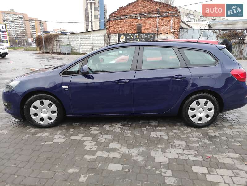 Универсал Opel Astra 2014 в Харькове
