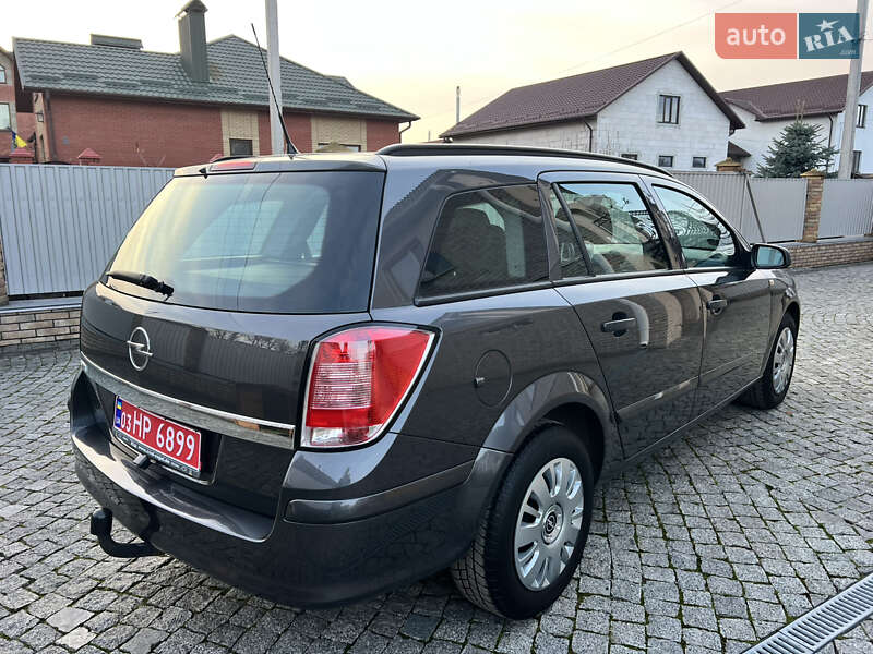 Універсал Opel Astra 2009 в Гнівані