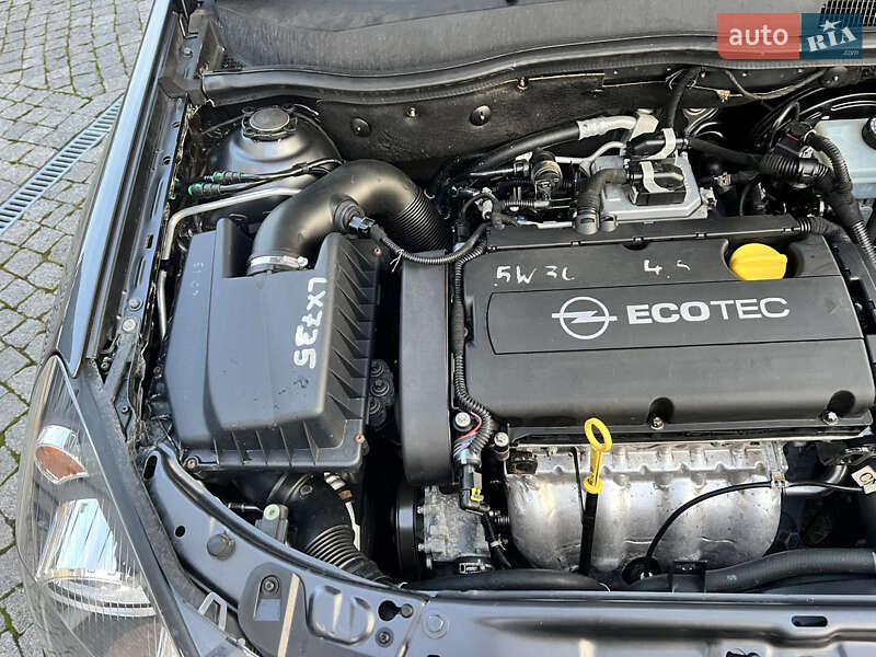 Універсал Opel Astra 2009 в Гнівані