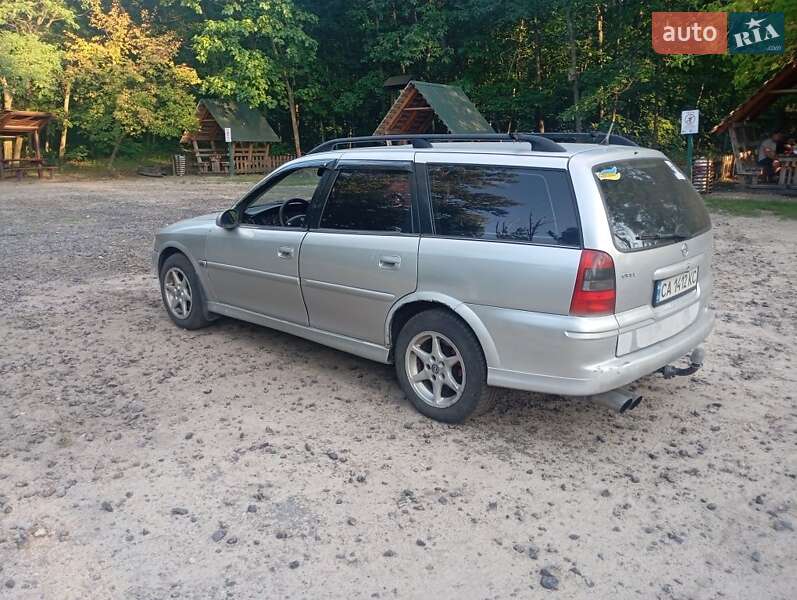 Универсал Opel Astra 1999 в Черкассах