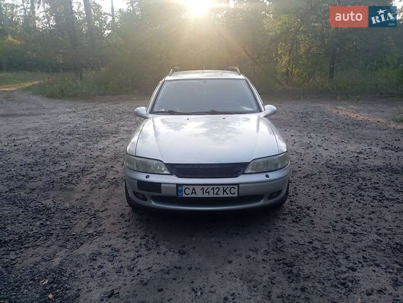 Универсал Opel Astra 1999 в Черкассах