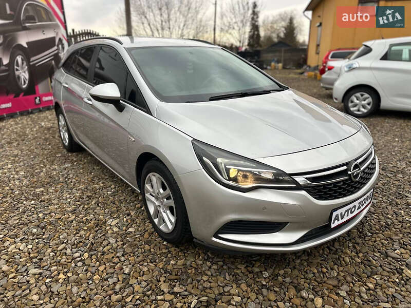 Універсал Opel Astra 2018 в Коломиї