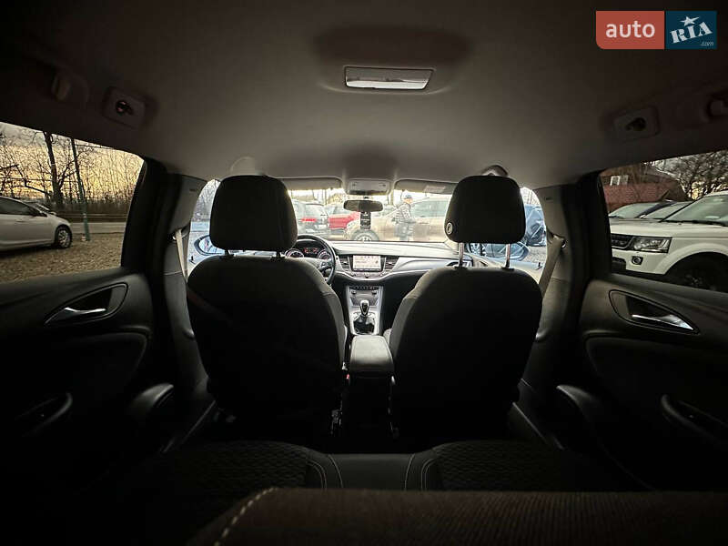 Універсал Opel Astra 2018 в Коломиї