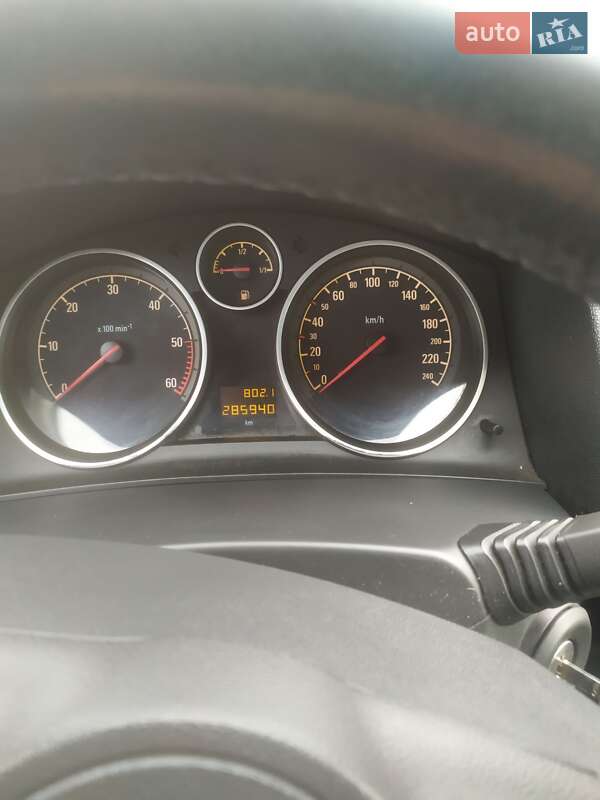 Універсал Opel Astra 2008 в Стрию