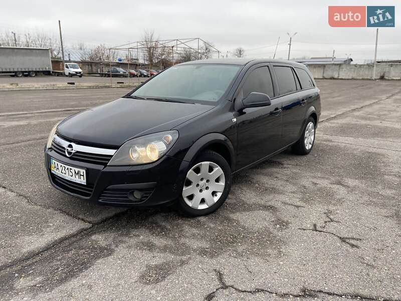 Универсал Opel Astra 2012 в Белой Церкви