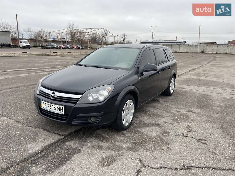 Универсал Opel Astra 2012 в Белой Церкви