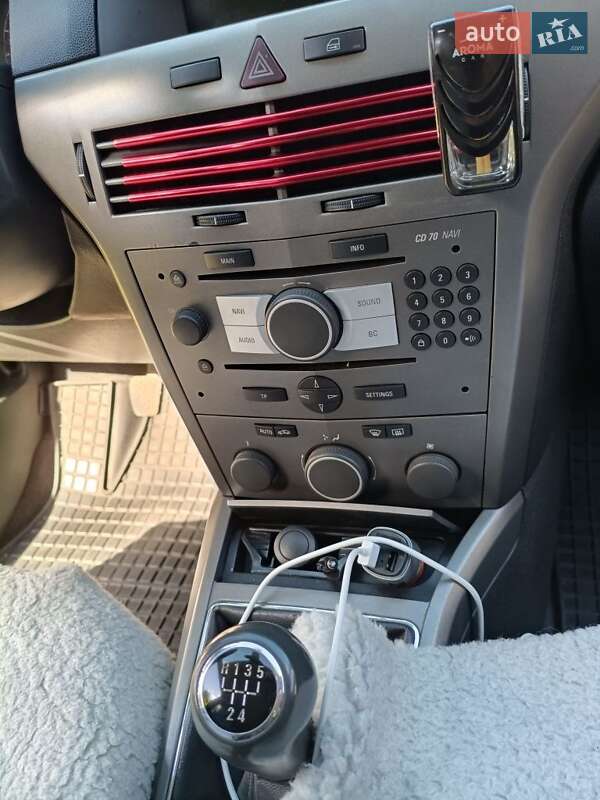 Універсал Opel Astra 2005 в Івано-Франківську фото 8 Універсал Opel Astra 2005 в Івано-Франківську