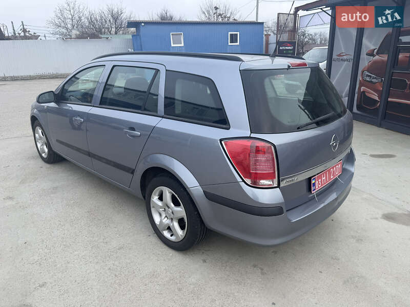 Универсал Opel Astra 2006 в Кропивницком