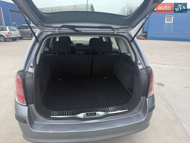 Универсал Opel Astra 2006 в Кропивницком