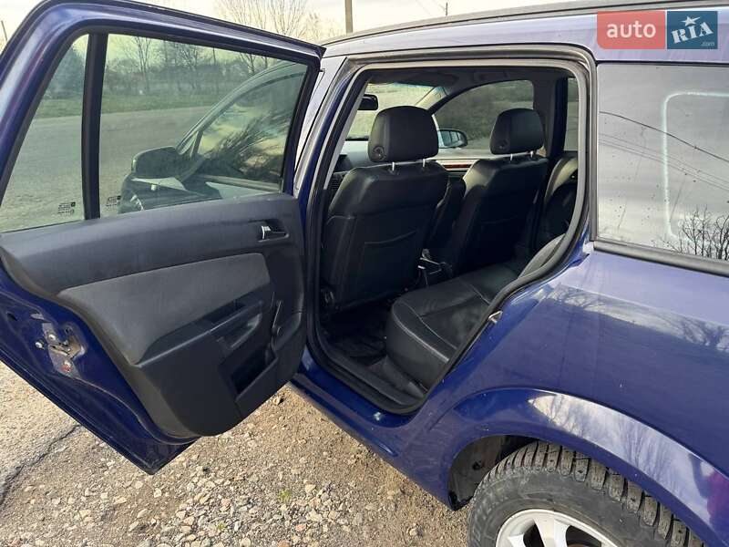 Універсал Opel Astra 2006 в Білгороді-Дністровському