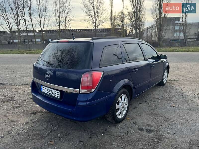 Універсал Opel Astra 2006 в Білгороді-Дністровському