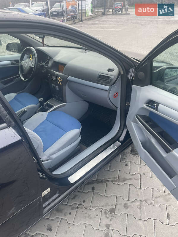 Хетчбек Opel Astra 2004 в Хмельницькому