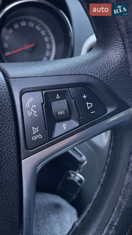 Хетчбек Opel Astra 2011 в Києві