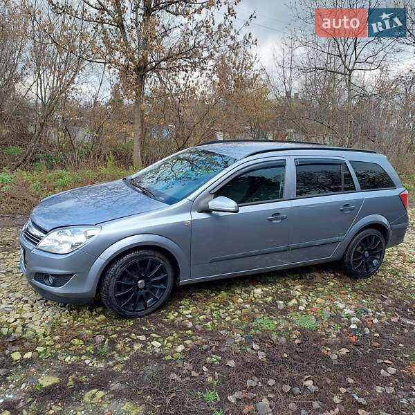 Універсал Opel Astra 2009 в Харкові