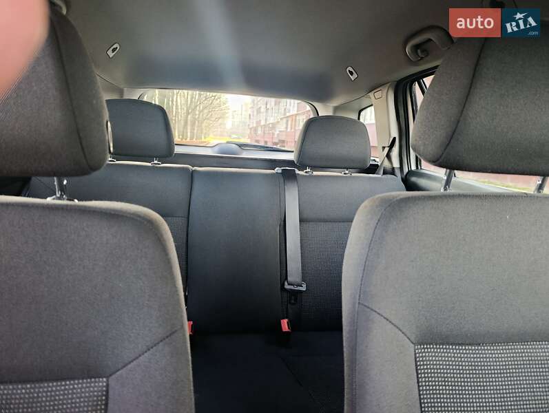 Універсал Opel Astra 2009 в Полтаві