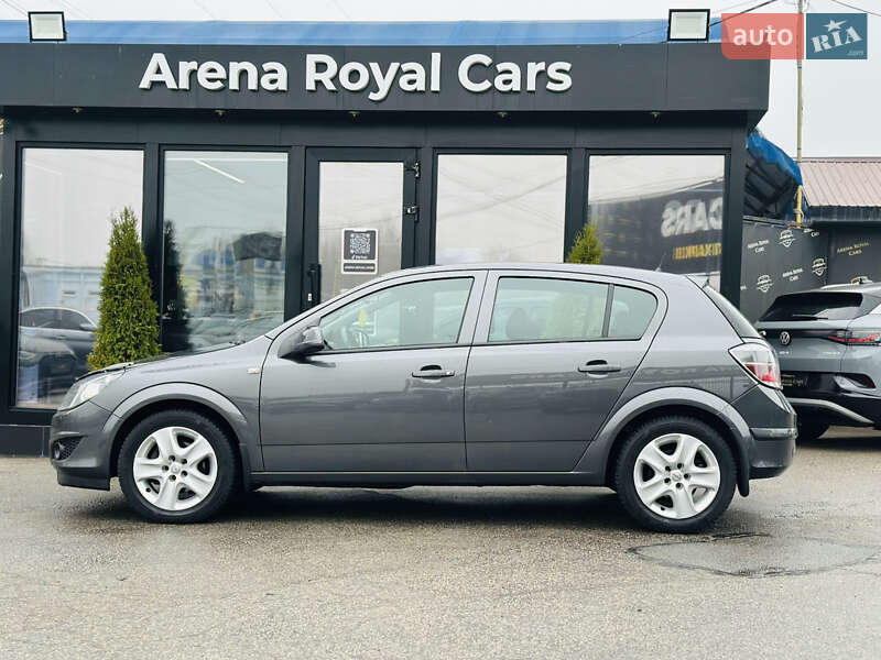 Хетчбек Opel Astra 2012 в Харкові