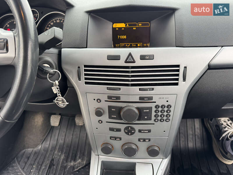 Универсал Opel Astra 2009 в Звягеле