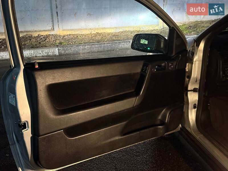 Хетчбек Opel Astra 2000 в Києві