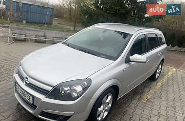 Універсал Opel Astra 2005 в Кіцмані