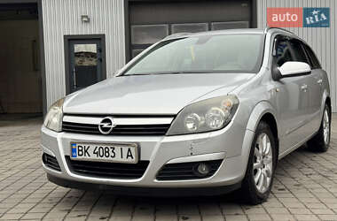 Универсал Opel Astra 2005 в Сарнах