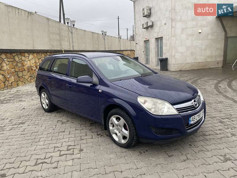 Універсал Opel Astra 2007 в Могилів-Подільському