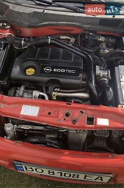 Універсал Opel Astra 2006 в Тернополі