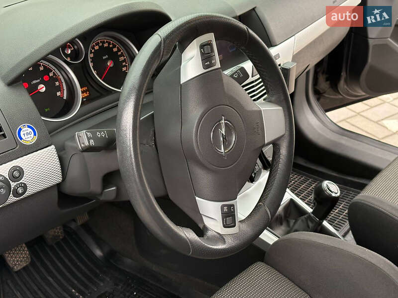 Хэтчбек Opel Astra 2009 в Львове фото 10 Хэтчбек Opel Astra 2009 в Львове