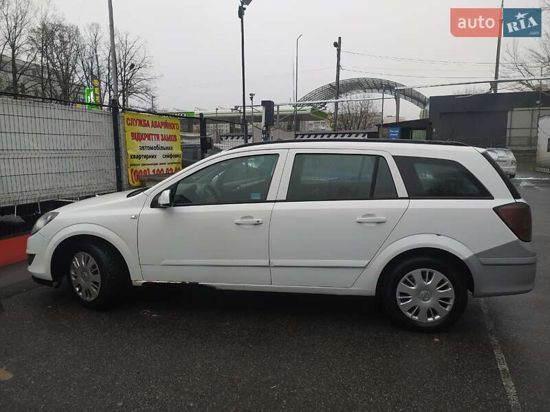 Универсал Opel Astra 2009 в Виннице